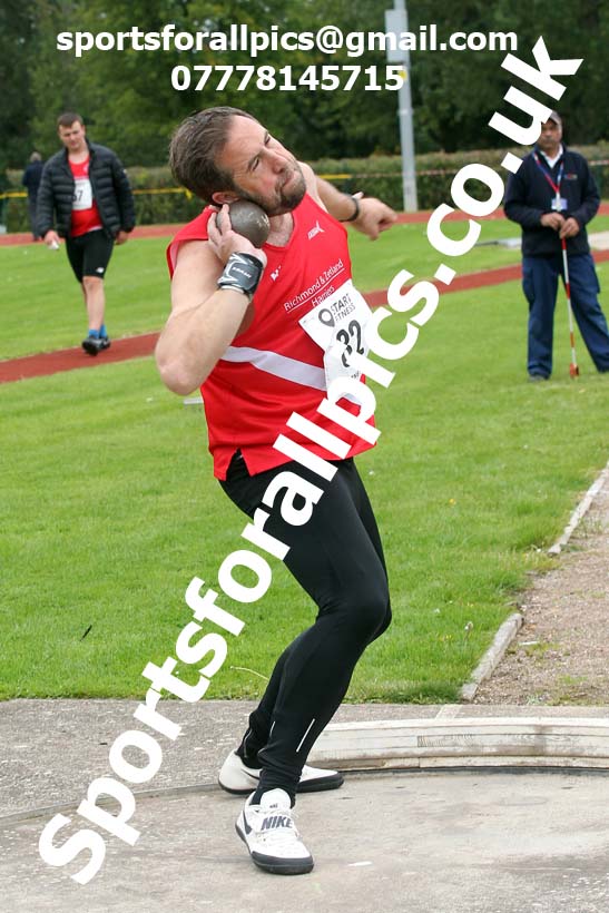Shot putt, NECAA Open Meeting, Morpeth, Sunday, September 27th. David T. Hewitson/Sports for All Pics